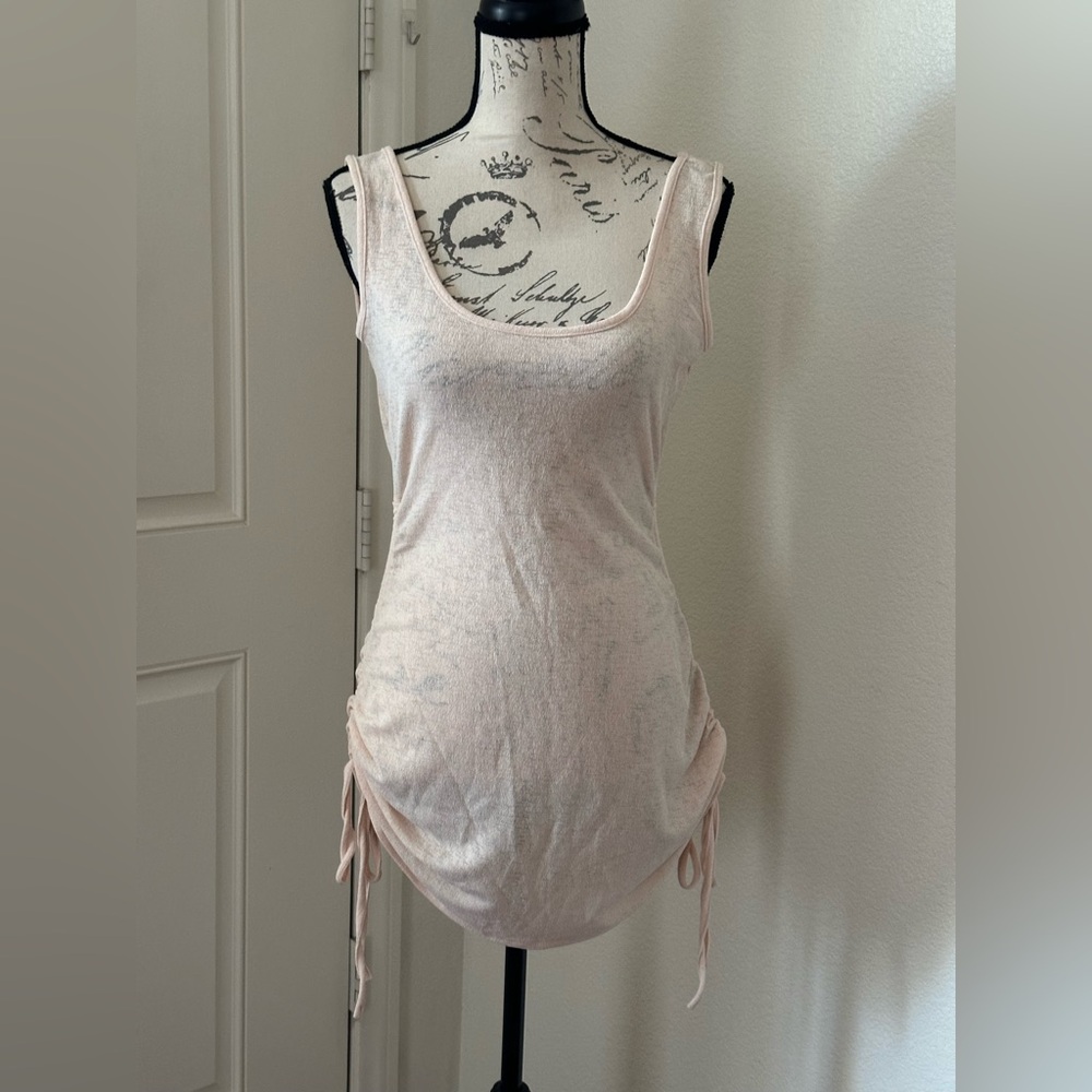 Swimsuit cover up - Picture 1 of 7